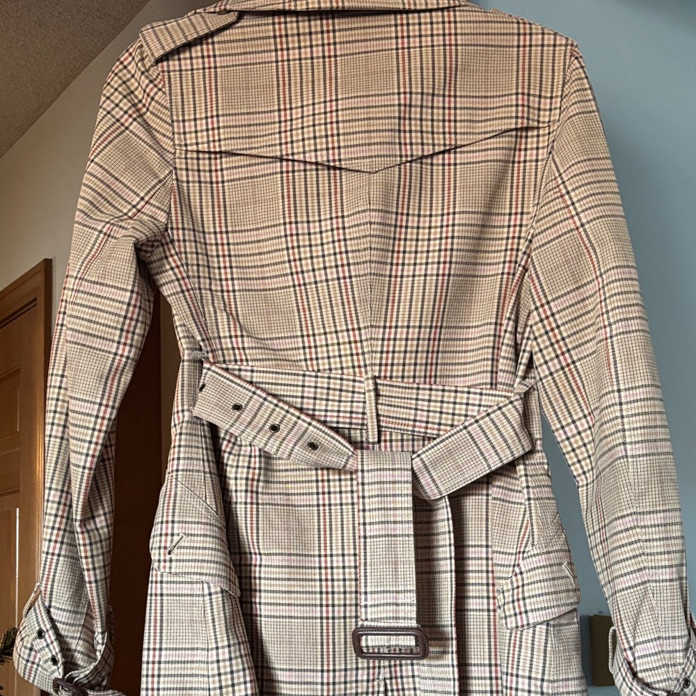 Express Plaid Trench Coat - Picture 13 of 14